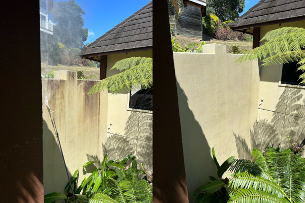 amazing-wall-clean-in-trinity-beach-3-small